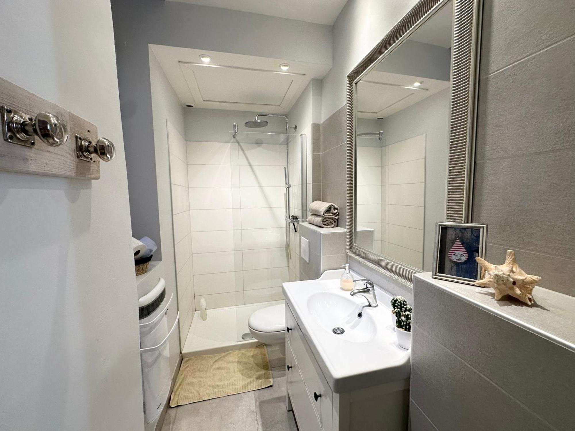 Appartement Le Bourg Hypercentre Wifi ロデーズ エクステリア 写真